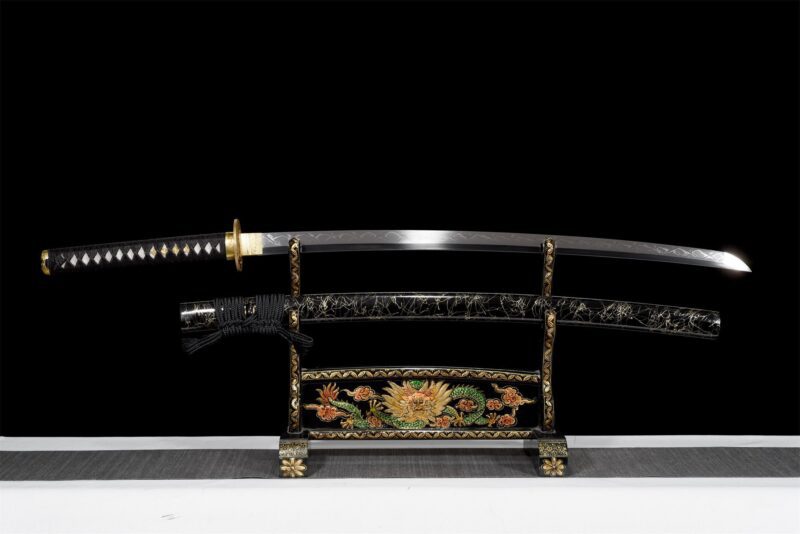 Miecz Katana Kurogane (黒金) – Czarna Złoto